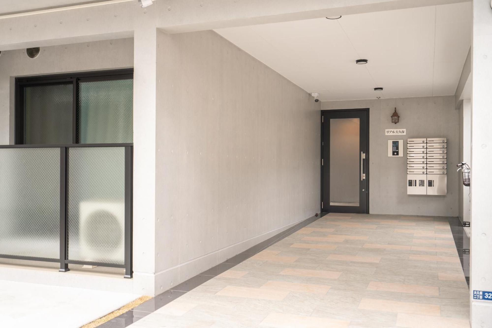Real Okubo Apartment Hotel Токіо Екстер'єр фото